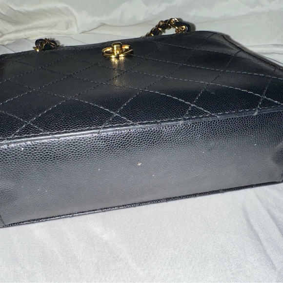 CHANEL Vintage Black Quilted Leather CC 1997-1999 Lagerfeld Purse - Picture 5 of 8